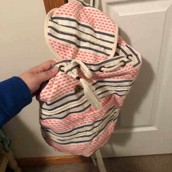 American Eagle - Picture 2 of 4